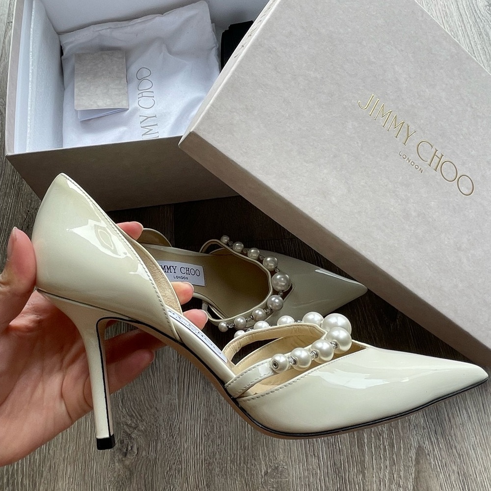 Jimmy Choo | Latte Patent Leather Pointed Pumps with Pearl - Picture 4 of 5